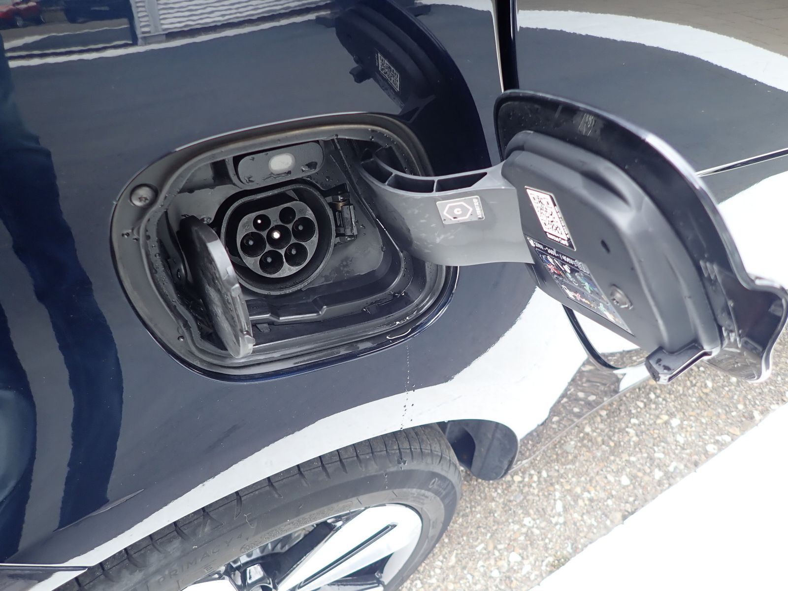 Fahrzeugabbildung Smart ForTwo cabrio EQ electric drive