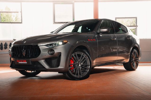 Maserati Levante Trofeo*3D Matt Carbon*22´Orione*Pano