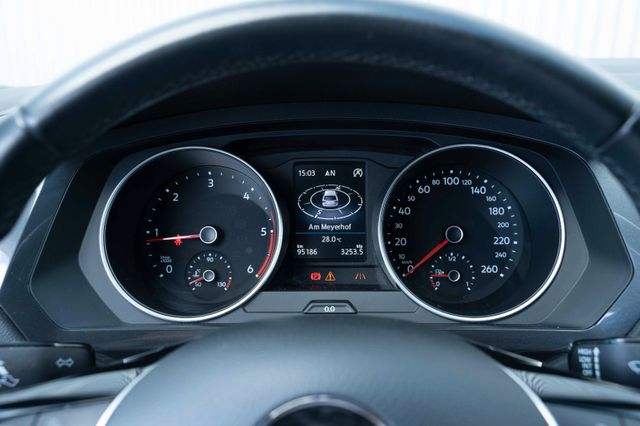 Fahrzeugabbildung Volkswagen TIGUAN 2.0 TDI JOIN AHK KAM LED NAVI TEL