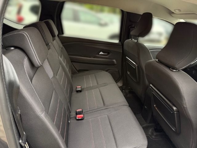 Fahrzeugabbildung Dacia Jogger Extreme+ 1.0 TCe 110 7-Sitzer Navi+SHZ+KA
