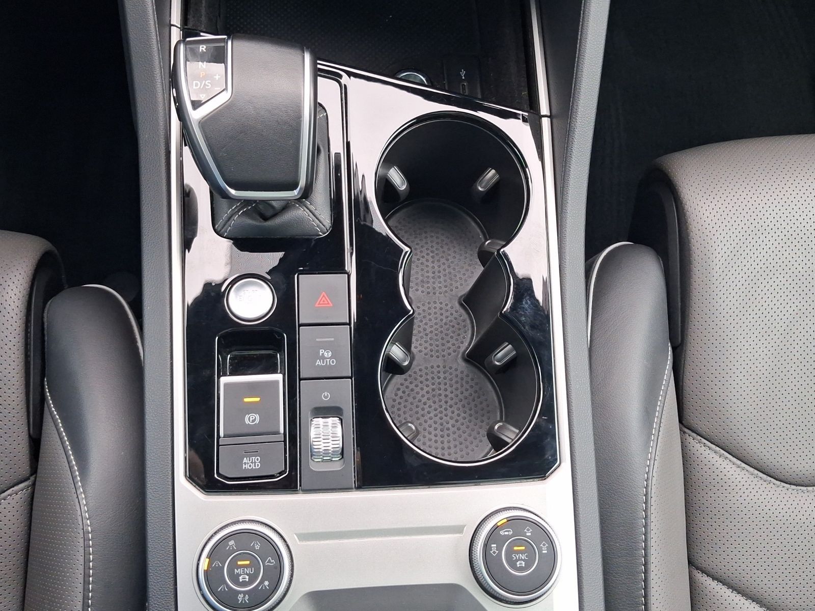 Volkswagen Touareg - Bild 12