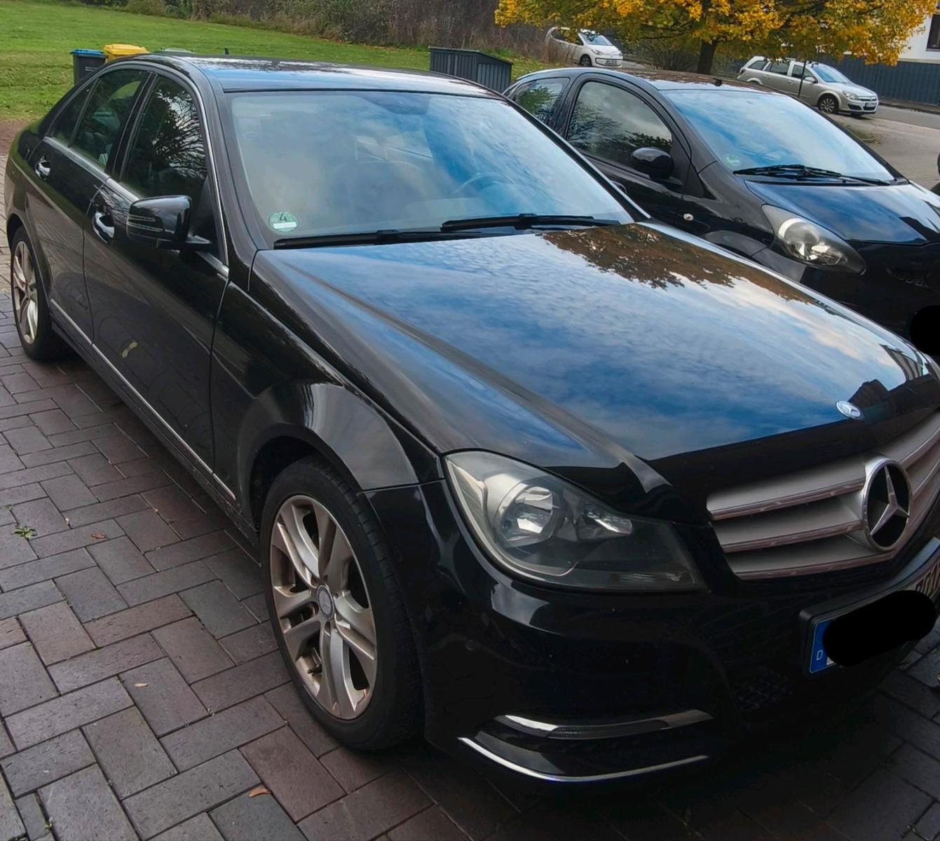 Mercedes-Benz C 220