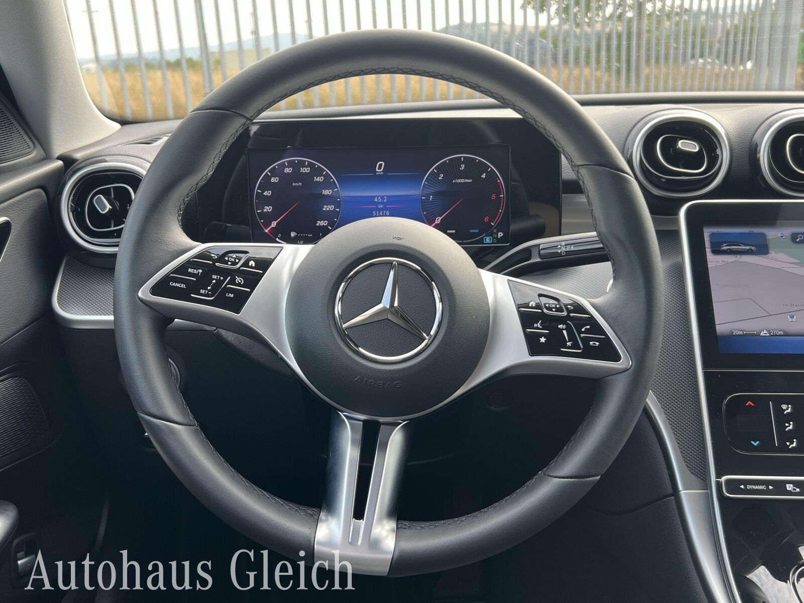 Fahrzeugabbildung Mercedes-Benz C 220 d 4MATIC T-Modell AVANTGARDE Exterieur/Nav