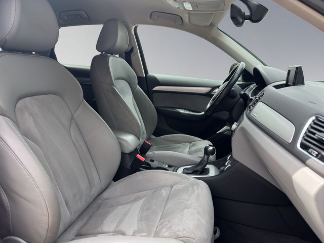 Q3 2.0 TDI quattro sport S-tronic SHZ NAVI LED