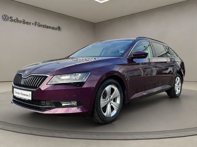 Skoda Superb Combi 1.5 TSI Xenon Navi Dyn. Kurvenlicht