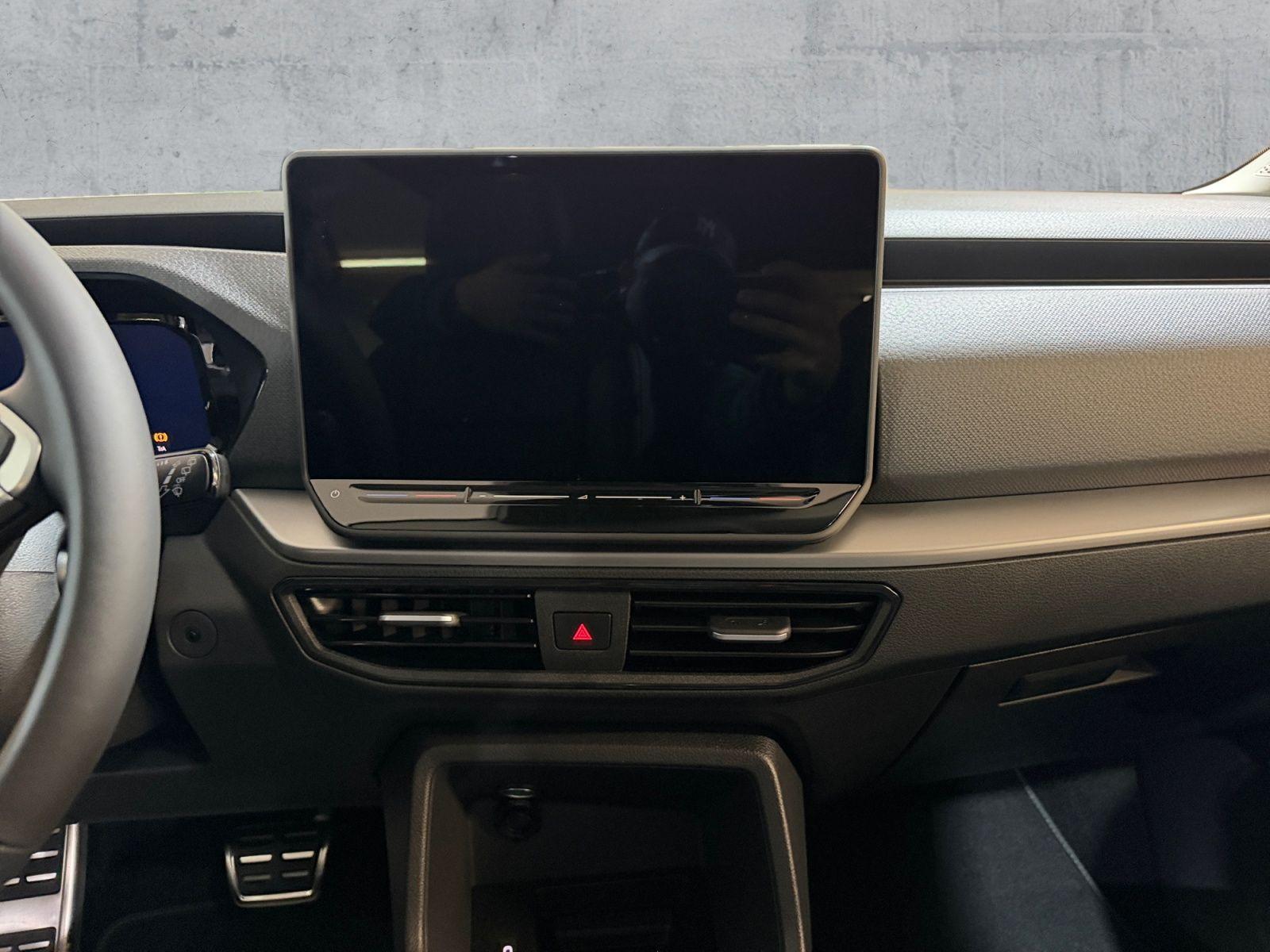 Volkswagen Caddy Life 2,0 l 90 kW TDI DSG Panorama/AHK/Navi