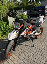 KTM 690 SMC R  - Offers