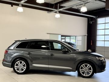 Audi Q7 - 5