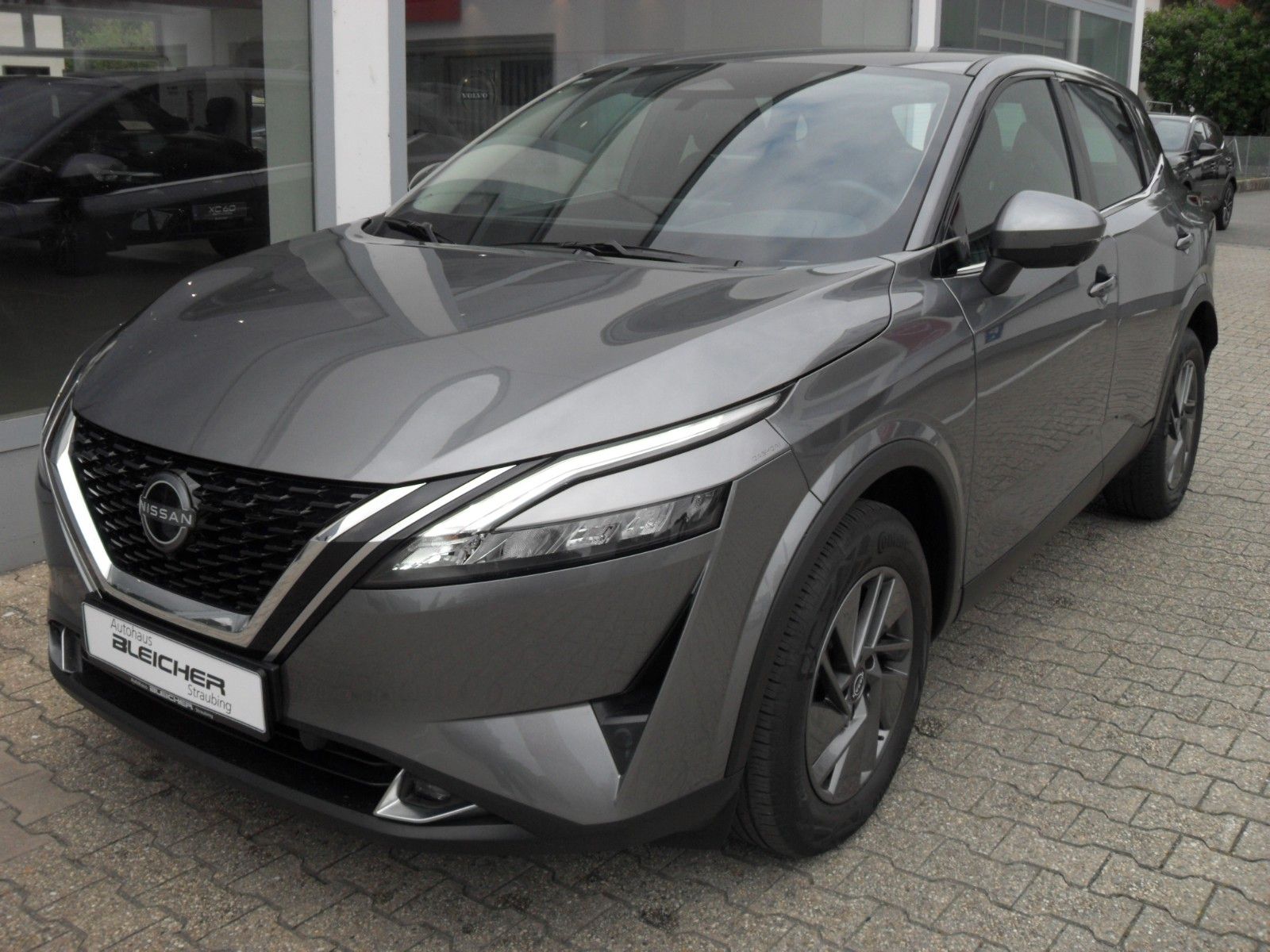Fahrzeugabbildung Nissan Qashqai 1,3 MHEV Acenta | Navi | Winterpaket