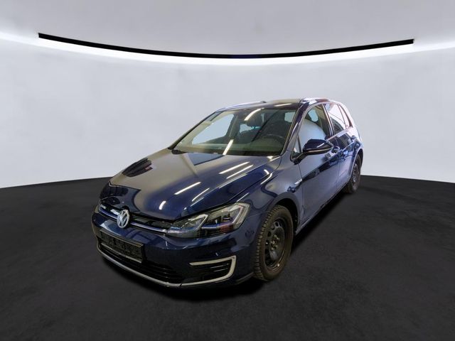 Volkswagen Golf VII Lim. e-Golf /CAM/VIRTUAL/SHZ/WÄRMEPUMPE