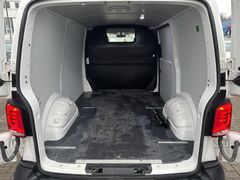 Fahrzeugabbildung Volkswagen T6 Transporter Kasten 2.0 TDI 3,2t LED KLIMA NAV