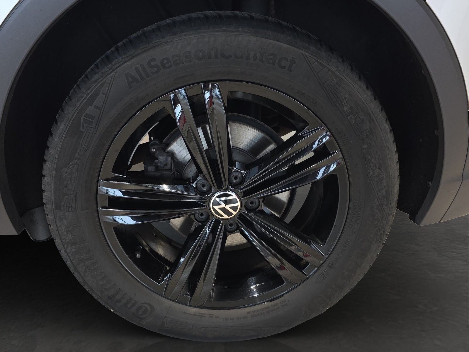 Volkswagen Tiguan - Bild 9