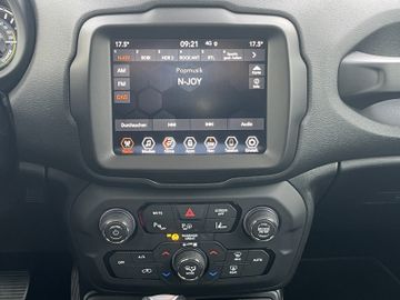 Jeep RENEGADE TRAILHAWK 4XE PHEV Kam.+KeyLess+LED+SHZ