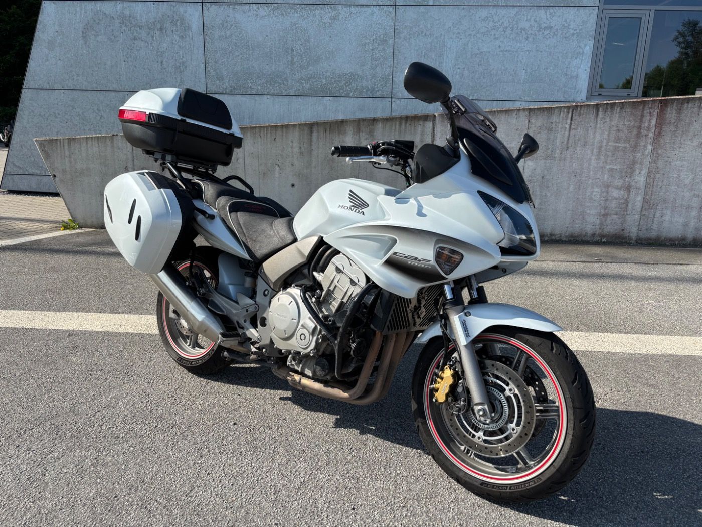 Fahrzeugabbildung Honda CBF 1000 A Kofferset Navigator
