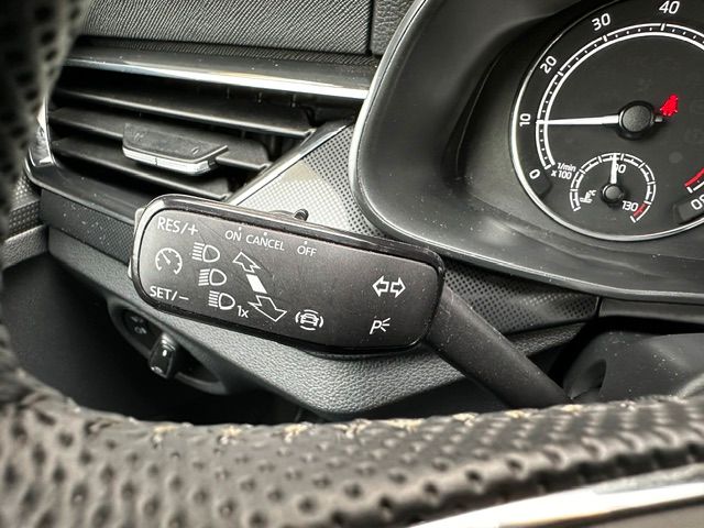Scala Style KAMERA,LED;PDC;KESSY;CARPLAY