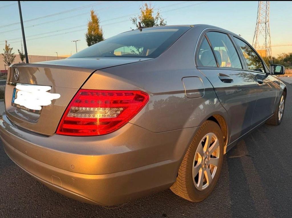 Mercedes-Benz C 180