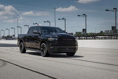 Fahrzeugabbildung Dodge RAM 1500 CrewCab 5.7 HEMI Limited Night MY 2026