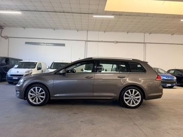 Volkswagen Golf - 6