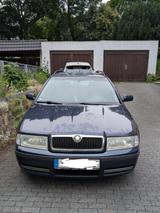Skoda Octavia Combi 1.8 Turbo Style Style - Skoda Octavia: Turbo