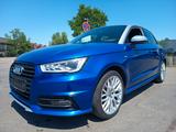 Audi A1 Sportback  S line Sport - Audi A1: Silber