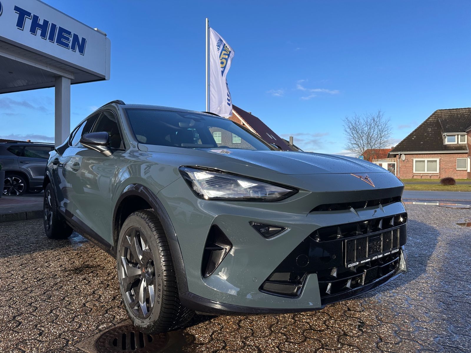 Fahrzeugabbildung CUPRA Formentor 1.5 eTSI DSG ACC/LED/APP/GJR/SHZG