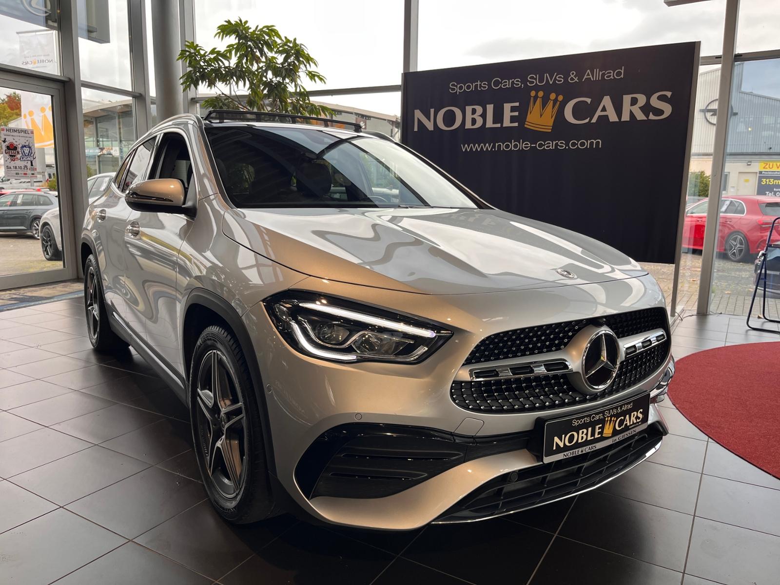 Mercedes-Benz GLA 250 4Matic AMG Line PANO LED NAVI