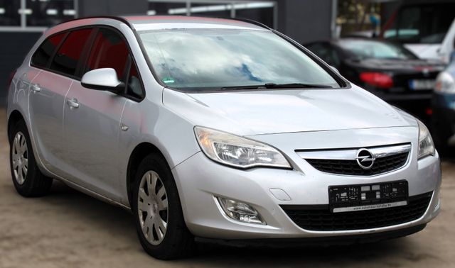 Opel Astra J Sports Tourer Design Edition