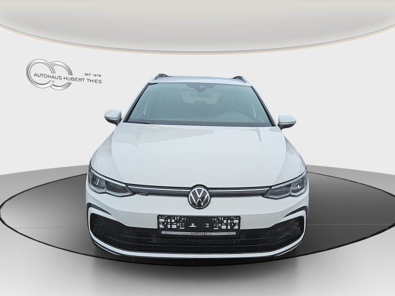 Fahrzeugabbildung Volkswagen Golf VIII Var. 2.0 TDI R-Line DSG  AHK+ACC+NAVI+