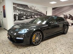 Fahrzeugabbildung Porsche Panamera Turbo ST (18'WG/CERAMIC/ SERVICE NEU!!