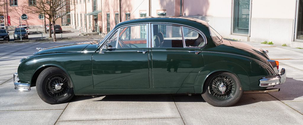 Jaguar MK II