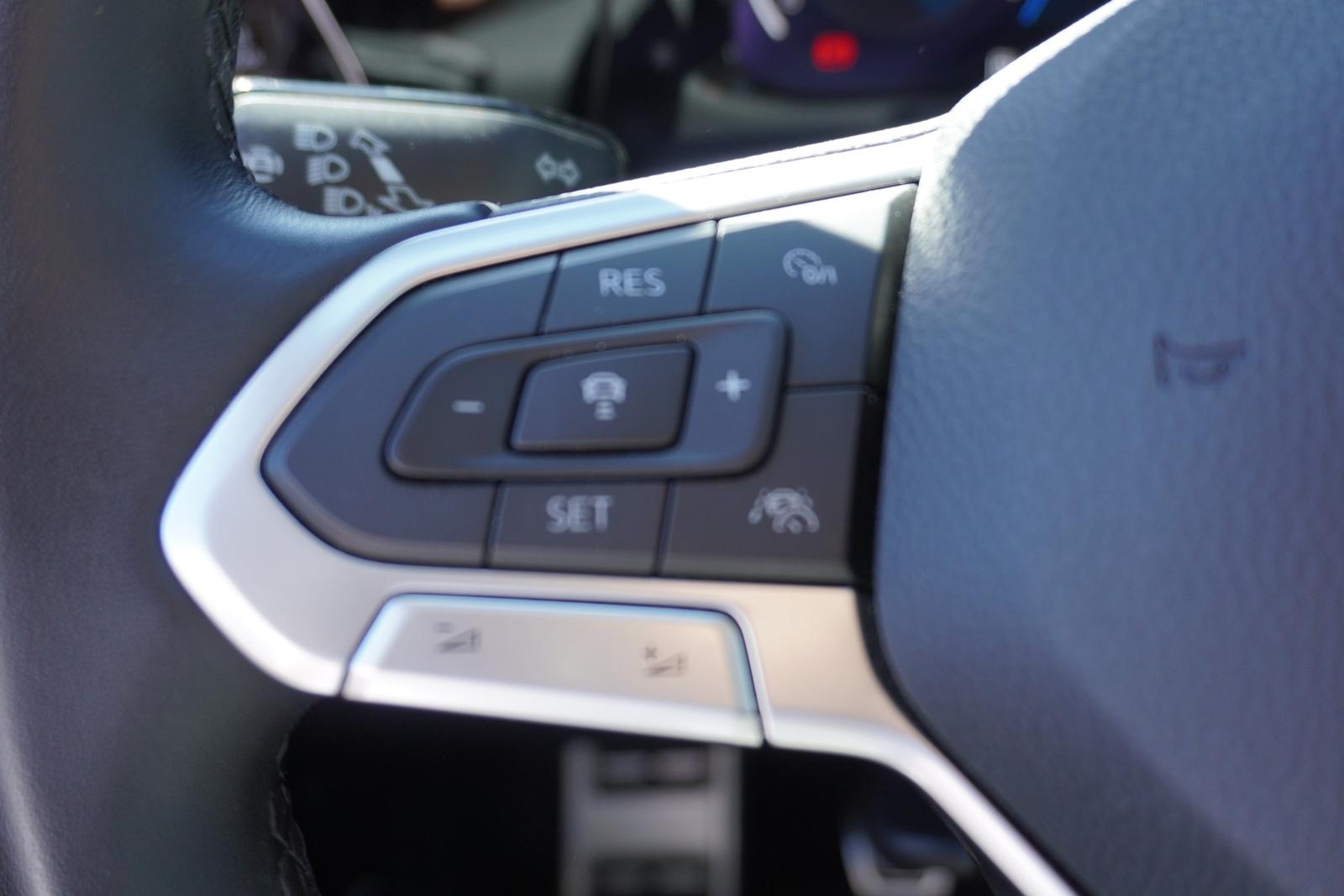 Volkswagen Golf VIII 1.5 TSI Active LED Navi ACC Head-Up, миниатюра 17