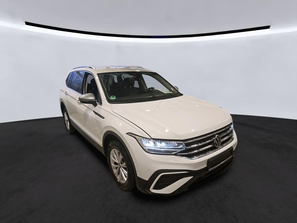 Fahrzeugabbildung Volkswagen Tiguan Allspace Life TDI *Standhzg*Navi*Cam*LED*