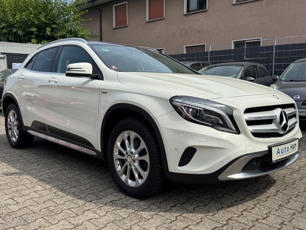 Image of Mercedes-Benz GLA 200