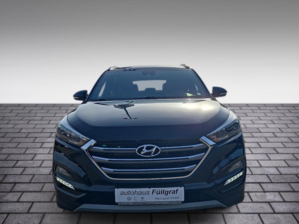 Hyundai Tucson 1.6 Passion + 2WD PDC SHZ KAMERA NAVI LED