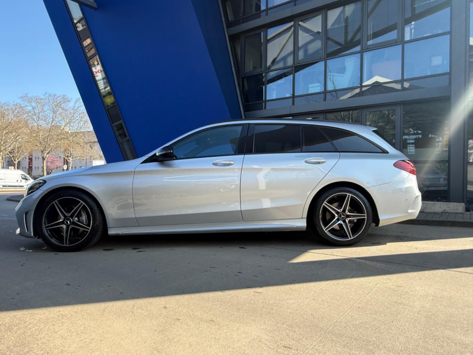 Mercedes-Benz C 220*AMG*CAM*COMAND*AHK*Widescreen*LEDER*LED*