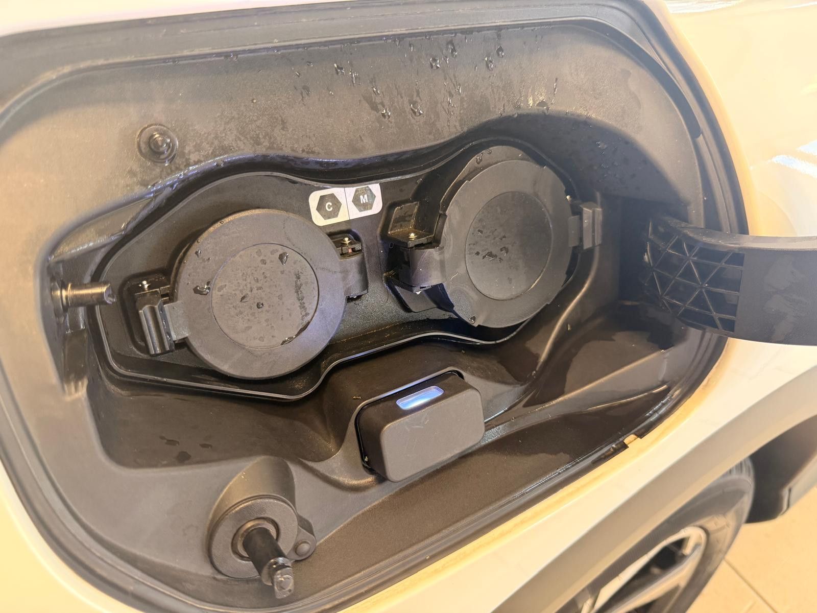Fahrzeugabbildung Mitsubishi Eclipse Cross Hybrid 4WD /AHK/KAMERA/KLIMA