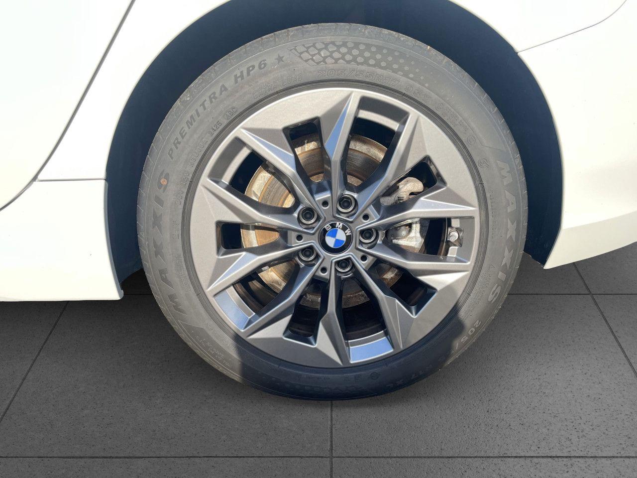 BMW 120d AdpLED,ParkAss,DriveAss,LED,CarPlay,KomfZ