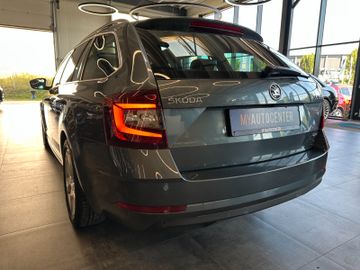 Skoda Octavia Combi *PANO*ACC*NAVI*LED*2-ZONEN*