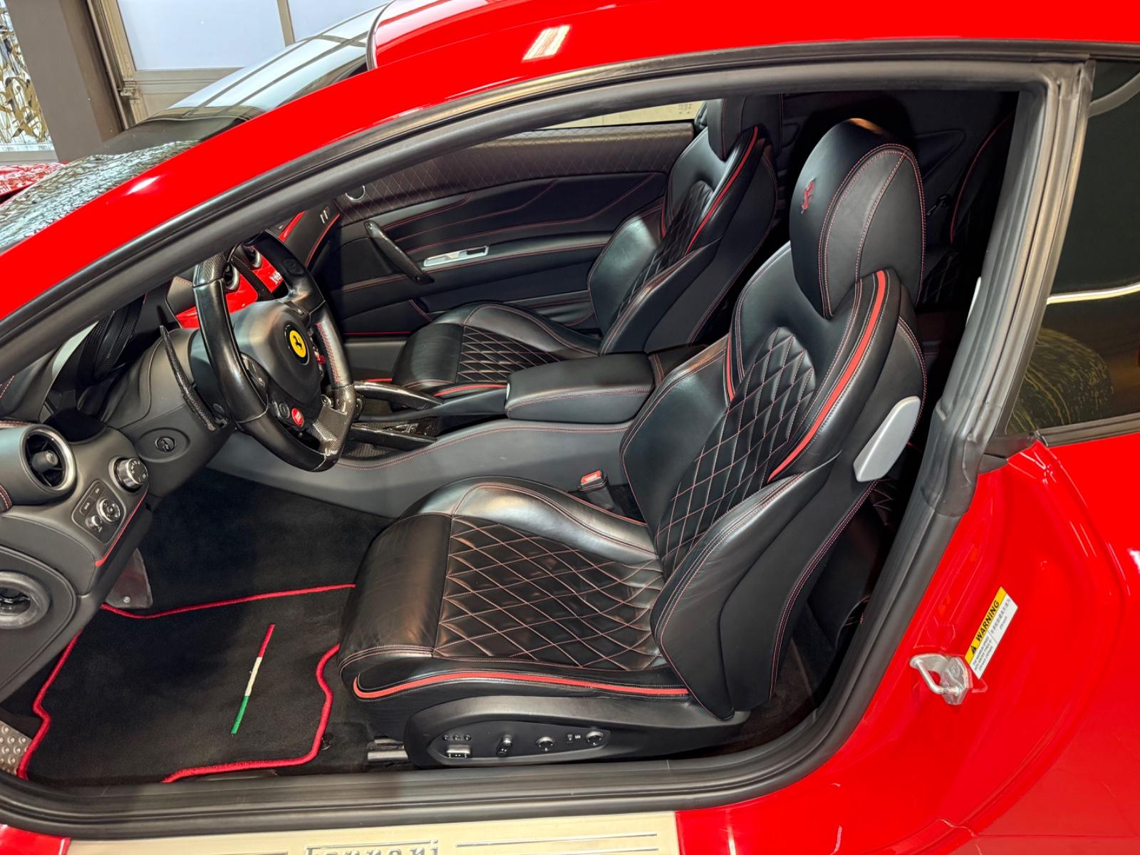 FERRARI FF 6.3 V12 PACK CARBONE