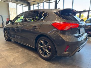 MYAUTOCENTER – Gebraucht- und Jahreswagen mit Werkstattservice in Pfaffenhofen Ford Focus *KEYLES*HEAD-UP*LKHZ*2-ZONEN*ACC*VOLL*