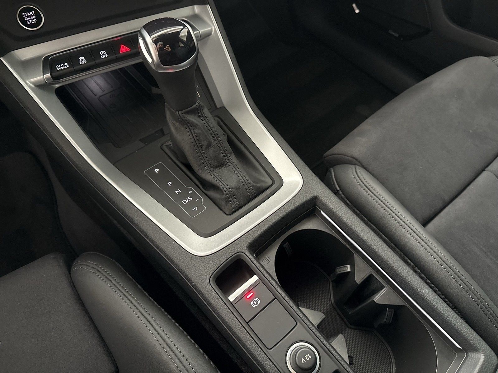 Audi Q3 Sportback 35 S LINE BLACKPAK PANO SONOS AHK foto 11