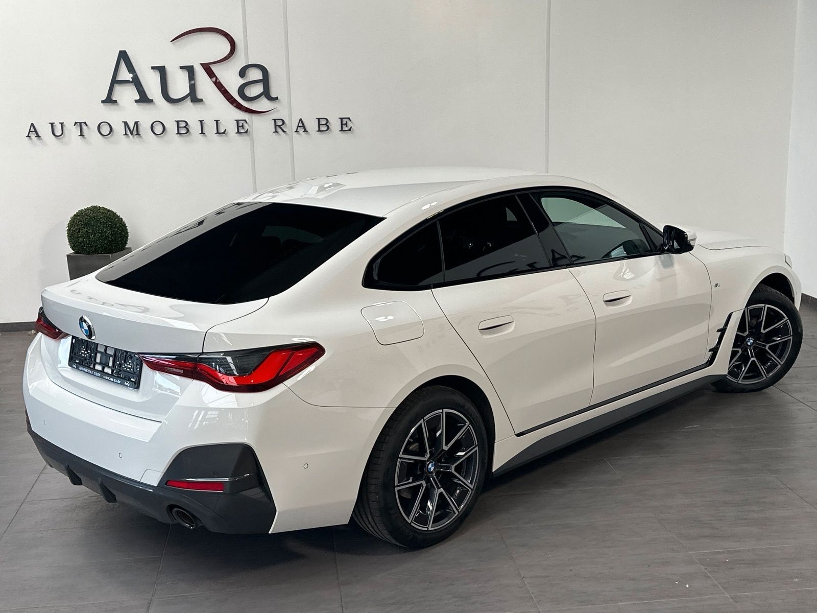 Fahrzeugabbildung BMW 420 Gran Coupé M-Sport NAV+LED+HARMAN&KARDON+ACC