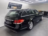 Mercedes-Benz E 220 CDI T-Modell*AHK*Leder*Navi*LED*2.Hand - Mercedes-Benz E 220: Kombi, Cdi