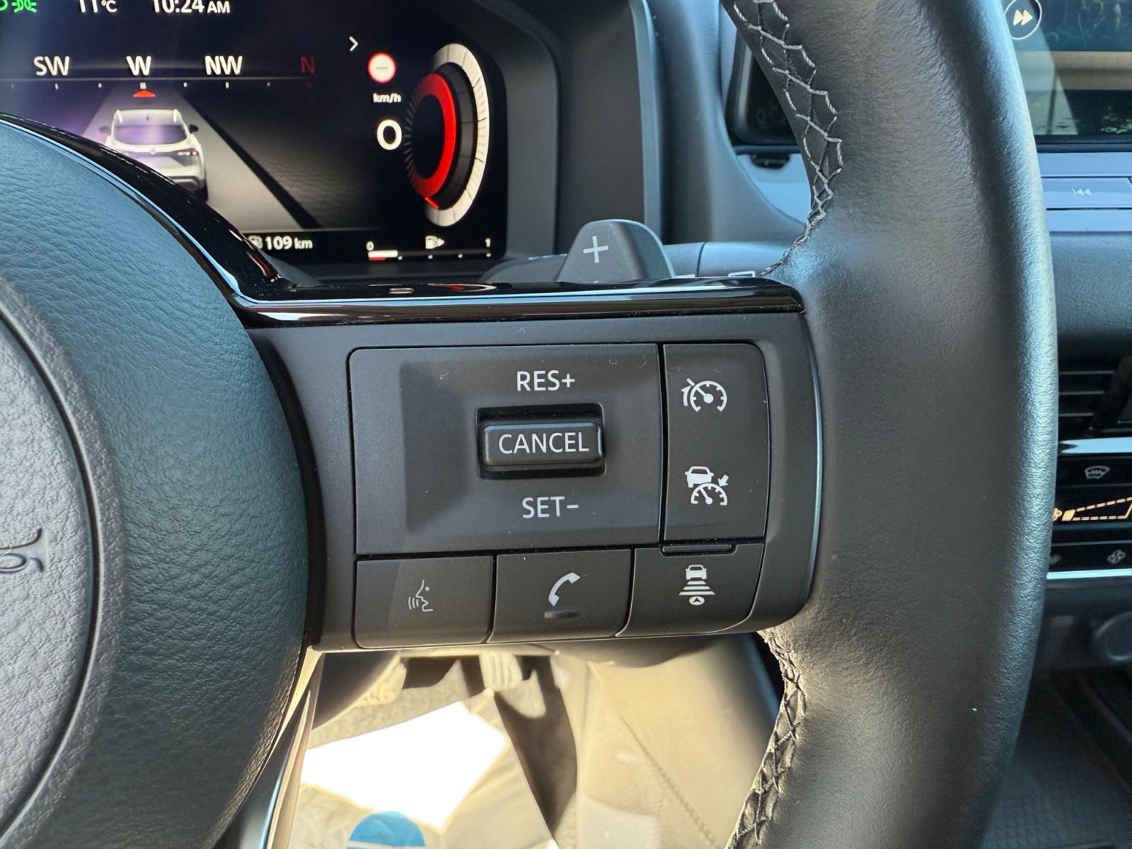 Fahrzeugabbildung Nissan Qashqai N-Connecta 360° Kamera, Navi, Winterpa.