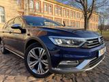 Volkswagen Passat Alltrack 2.0 TSI DSG 4MOTION Alltrack... - blaue Volkswagen Passat Alltrack