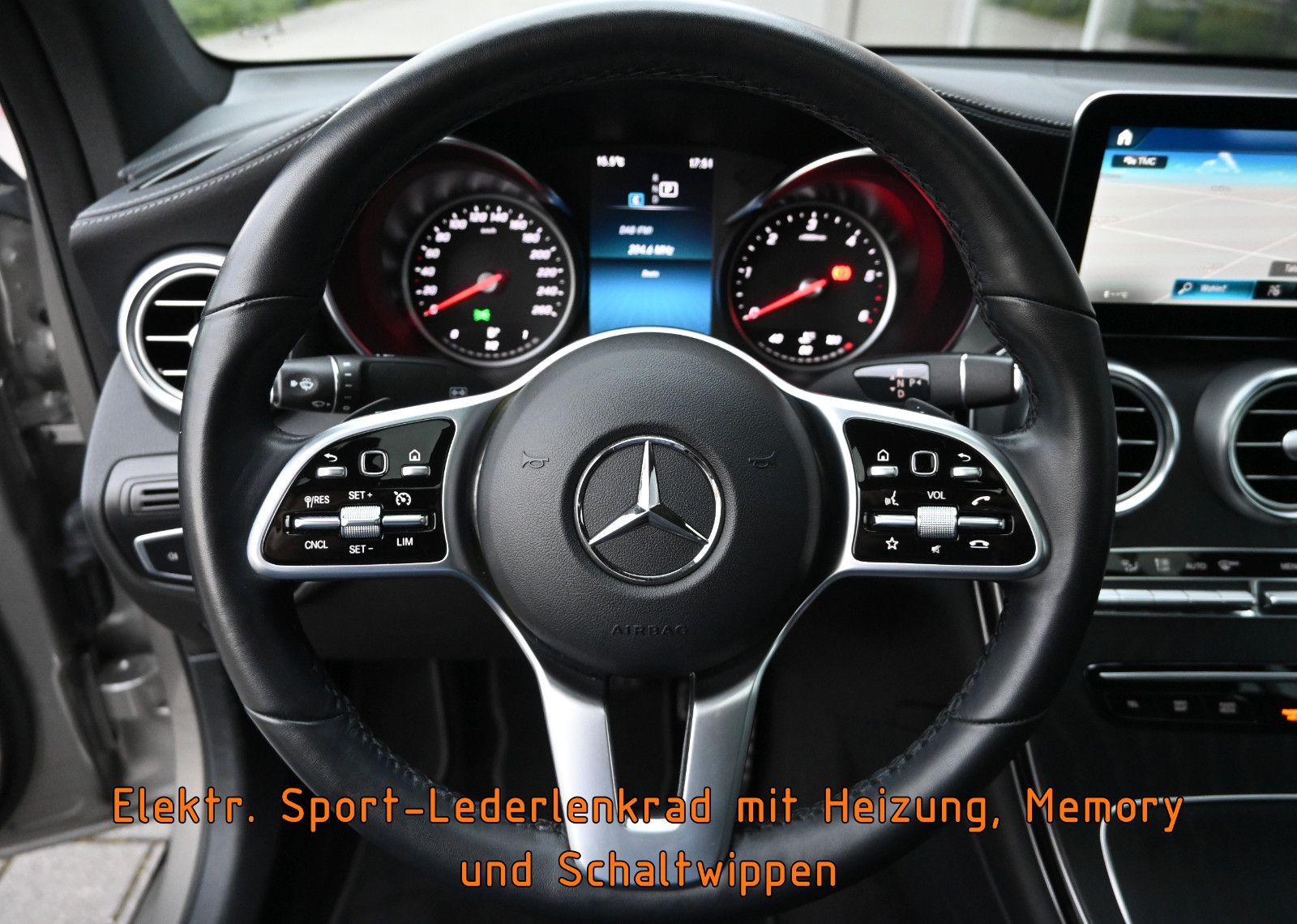 Fahrzeugabbildung Mercedes-Benz GLC 300 d 4MAT. Coupé AMG LINE °MEMORY°SITZKLIMA