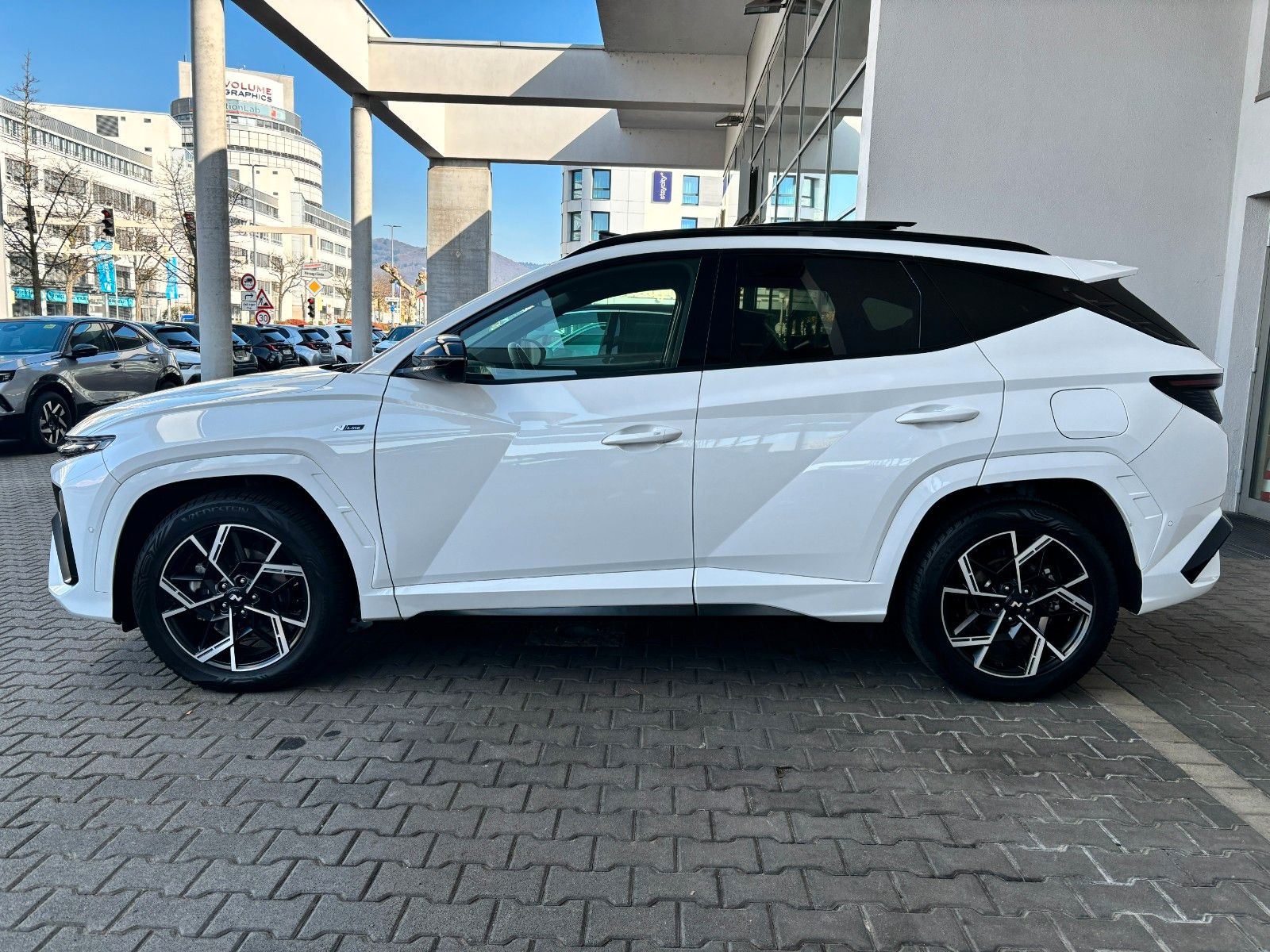 Fahrzeugabbildung Hyundai Tucson MY25 N-Line 4WD Sitzpaket/Panorama/360°!