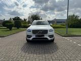 Volvo XC90 D5 AWD Inscription - Volvo XC90 Gebrauchtwagen in Hamburg