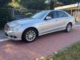 Mercedes-Benz E 220 E -Klasse Lim. E 220 CDI BlueEfficiency - Mercedes-Benz E 220 aus 2010: Cdi
