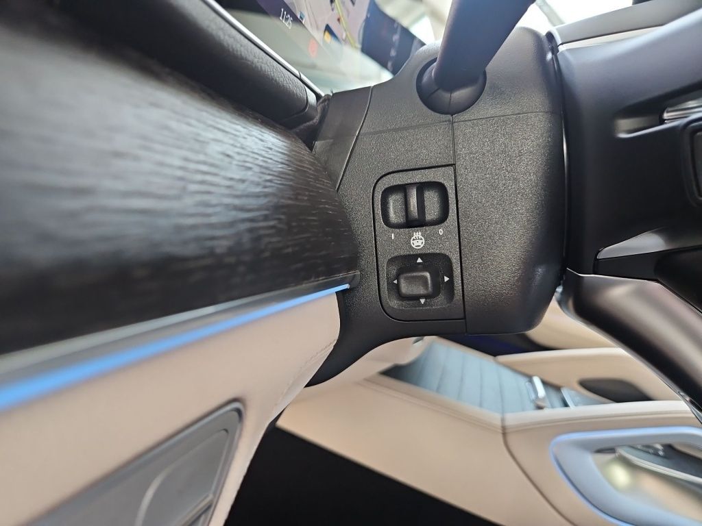 Fahrzeugabbildung Mercedes-Benz AMG GLE 53 HYBRID 4M+ +MANUFAKTUR+PREMIUM-PLUS+A